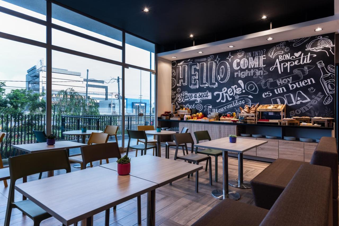 Ibis Chia Hotel Exterior photo